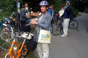 5 Reasons to Ditch the Car & Ride a Bike to Work