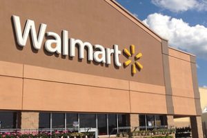 Walmart’s Wage Increase Raises the Floor for Low-Wage Worker Pay