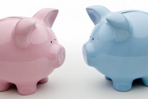 Money and Marriage: Should you Separate or Combine Finances?